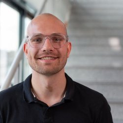 Portraitfoto des Stipendiaten Alexander Buerger